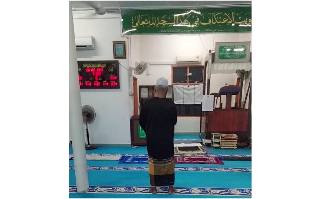 Rural Mosque Thrust Into Spotlight Over Sparse Congregation, But MP Sees Silver Lining