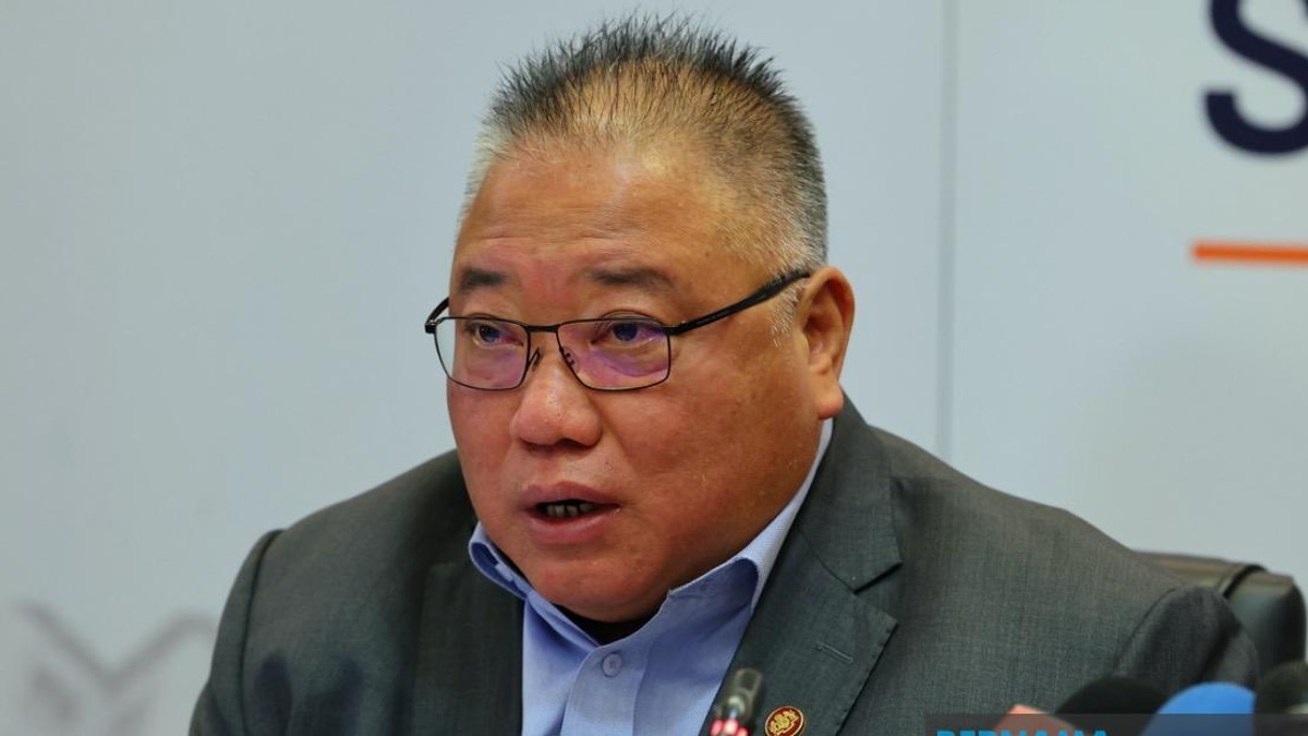 Tiong Calls for Overhaul of Aviation Security After Malaysia Airlines Pilot Drug Arrest