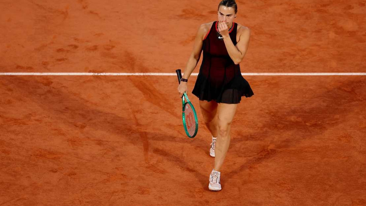 Osaka Defeats Top Seed Sabalenka to Reach Wimbledon Quarterfinals for First Time
