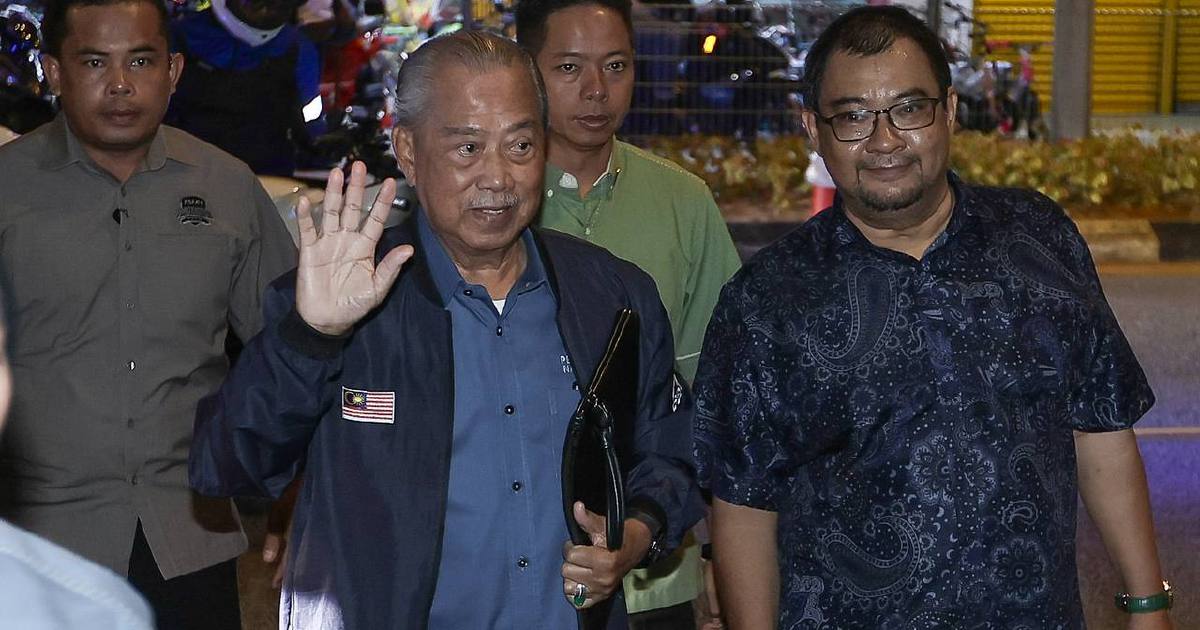 PN Leadership Convenes Emergency Gathering, but Bersatu Status Remains Off Agenda