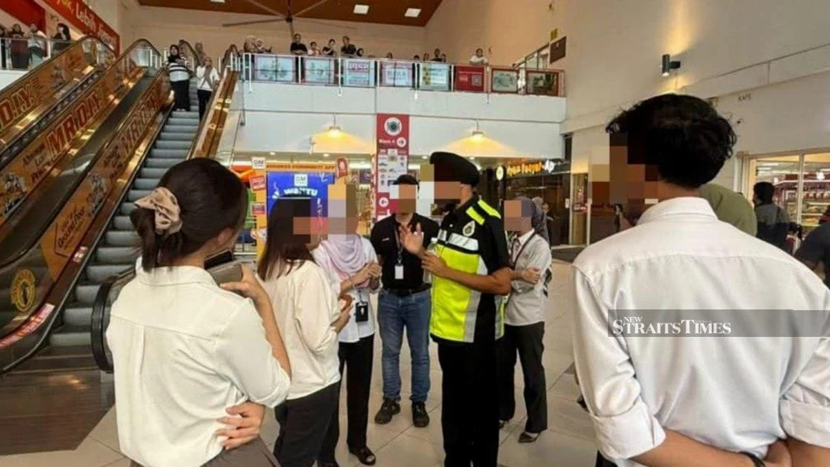 Immigration Dept Snares 86 Undocumented Migrants in Klang Shopping Mall Raid