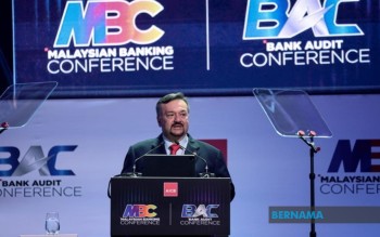 Banking's Future Hinges on Human-AI Partnership, Says Finance Minister
