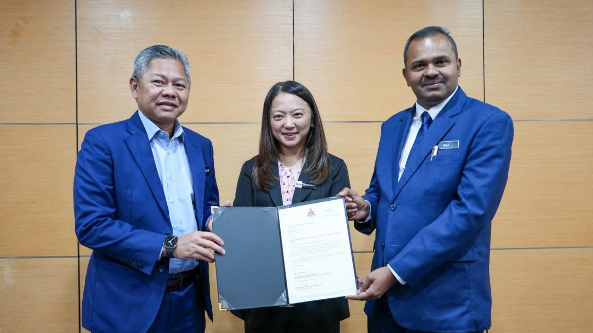Hannah Yeoh Welcomes Ex-Prison Officer to KL City Advisory Board