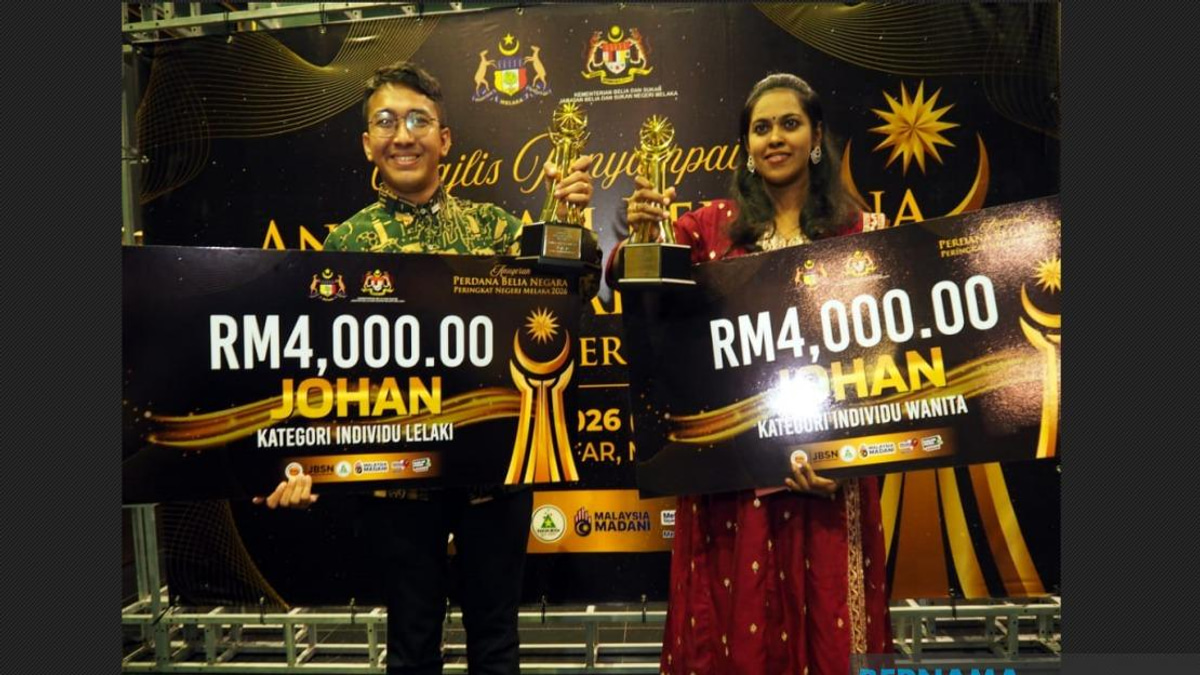 Young Syariah Lawyer And Teacher Honoured For Community Service In Melaka Awards