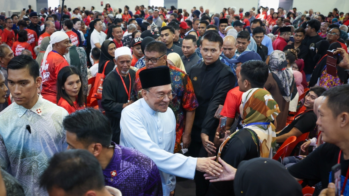 PM Anwar Ibrahim Undergoes Specialist Medical Observation