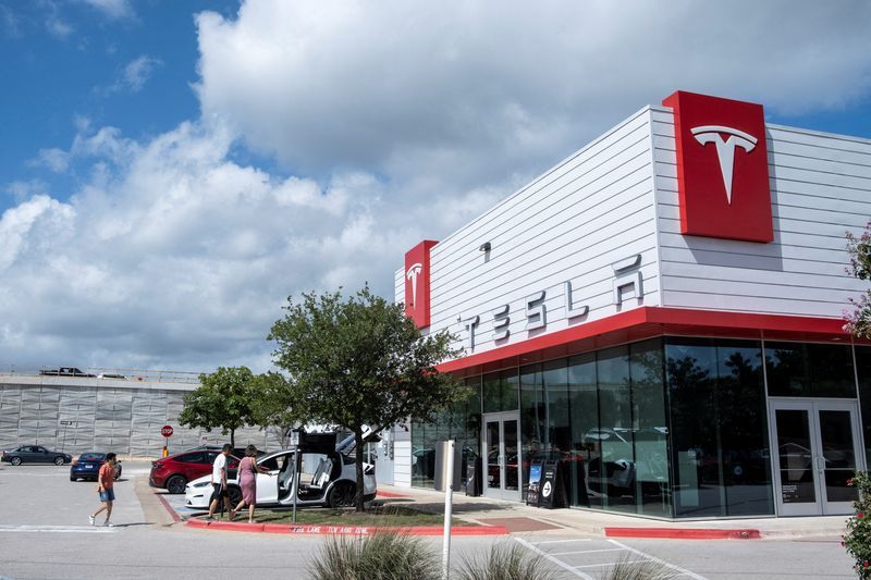 US safety board to probe fatal Tesla crash in Texas; family sues automaker