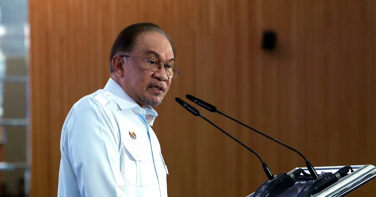 Anwar Rebuffs Criticism Over Federal Development Funding Distribution