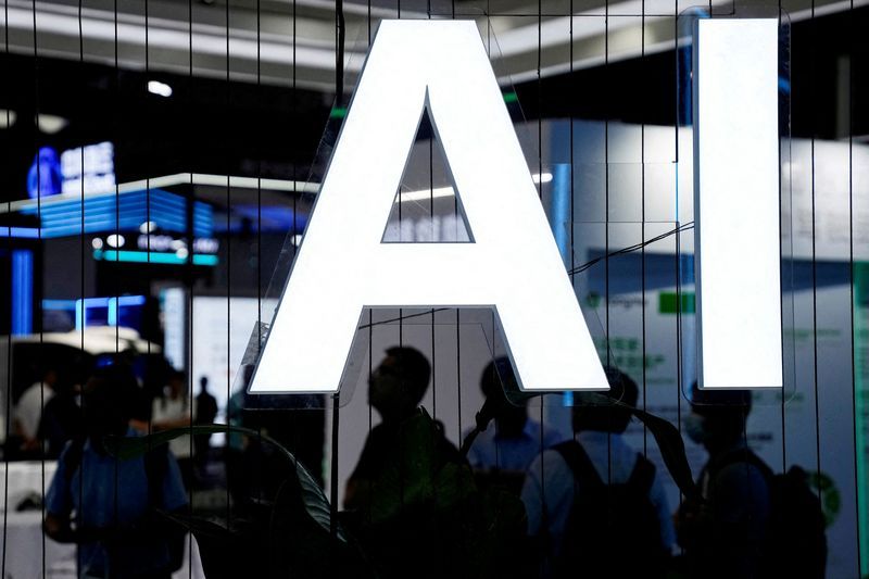 Over 200 experts, including 15 Nobel laureates, call for urgent AI economic policies