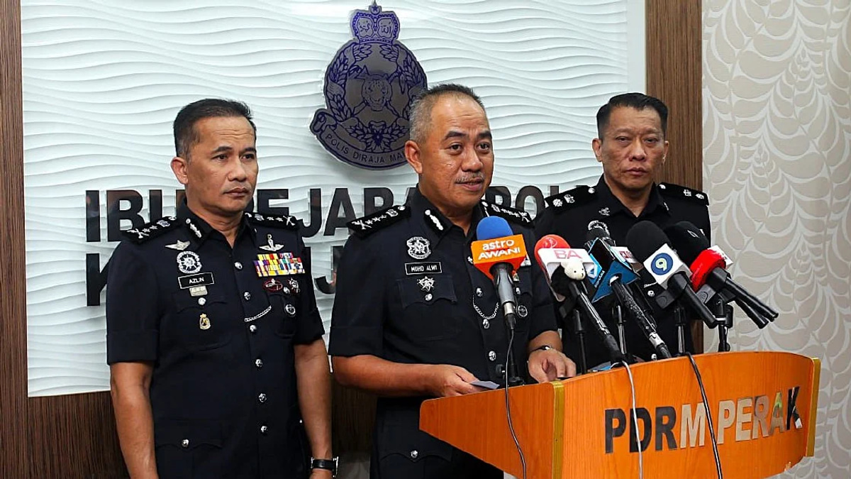 Five arrested in scratch-and-win scam targeting elderly women for RM77,000