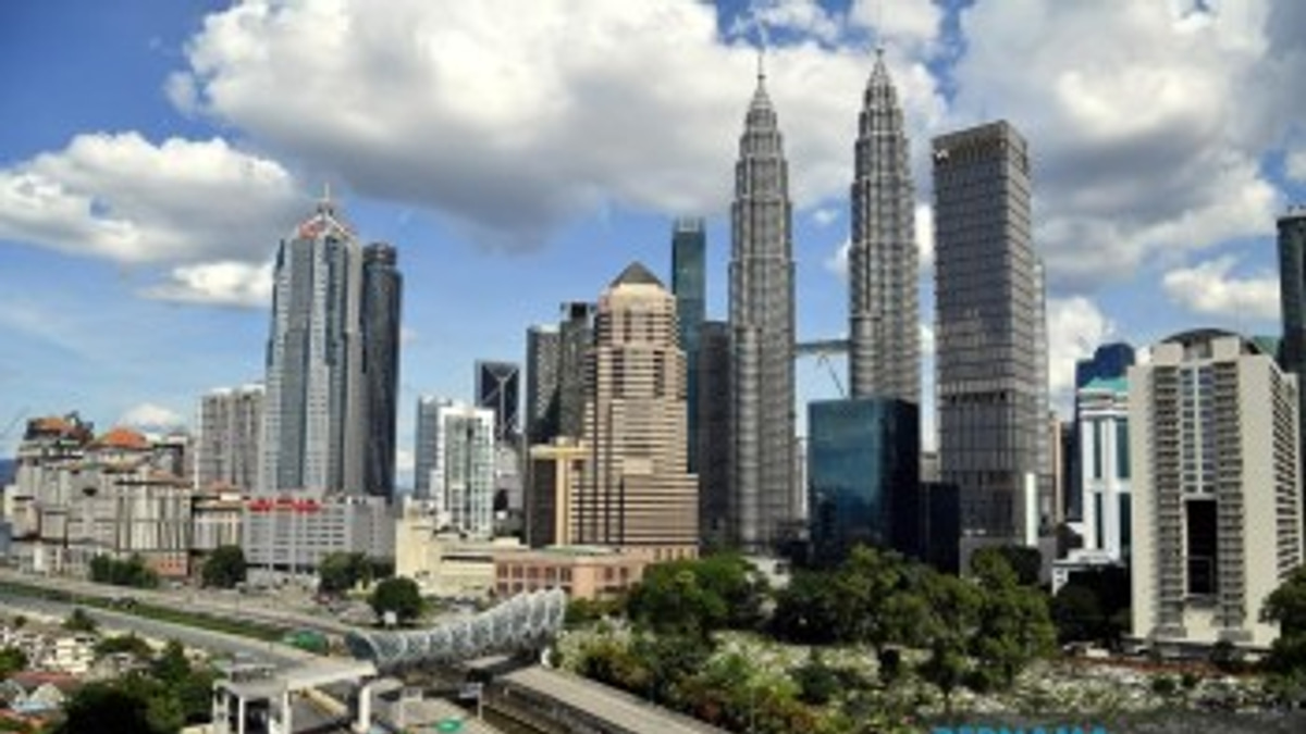 Malaysia's Government Guarantees Will Always Be Honoured, Finance Minister Assures