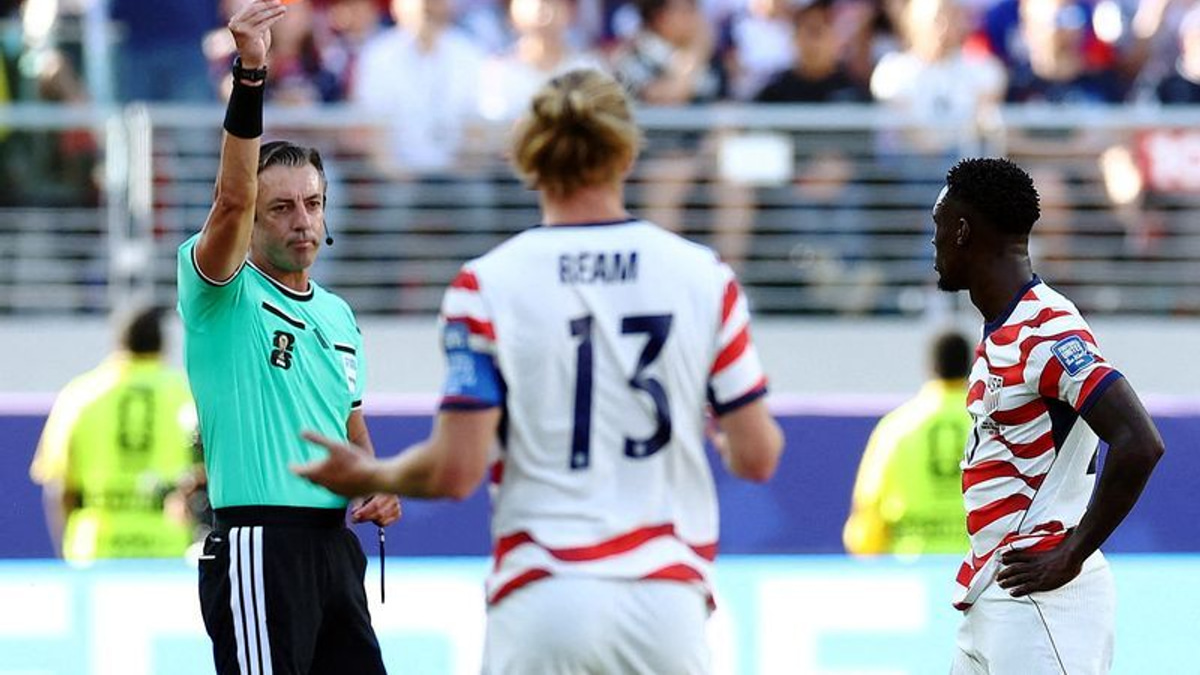 Premier League chiefs warn Balogun red-card saga threatens faith in football officiating