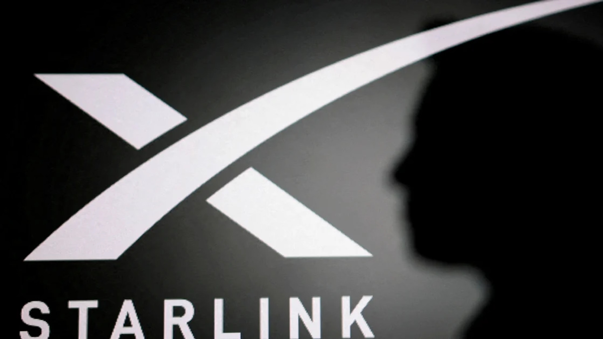 Israel Used Smuggled Starlink Devices in Iran, Ex-PM Admits