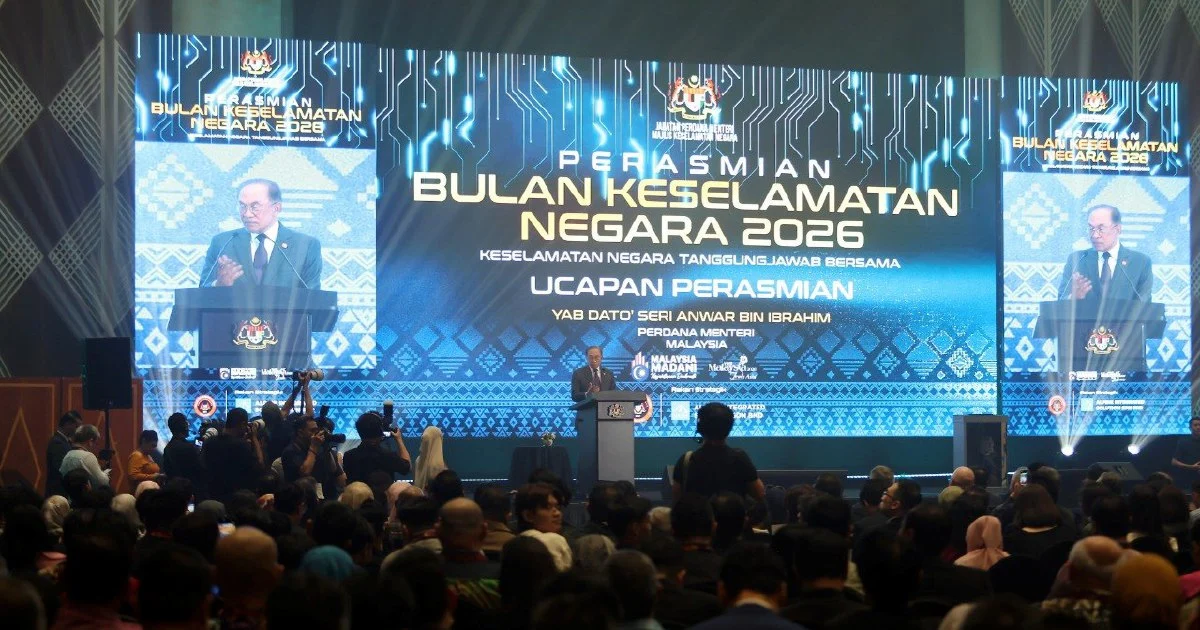 Anwar Cautions Against Divisive Racial Rhetoric as Johor Prepares for Elections