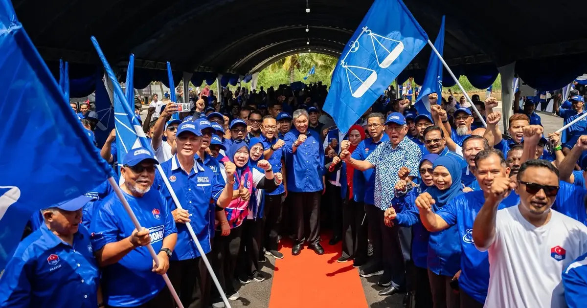 Zahid Banking on PAS Support to Deliver 56 Wins for Barisan Nasional