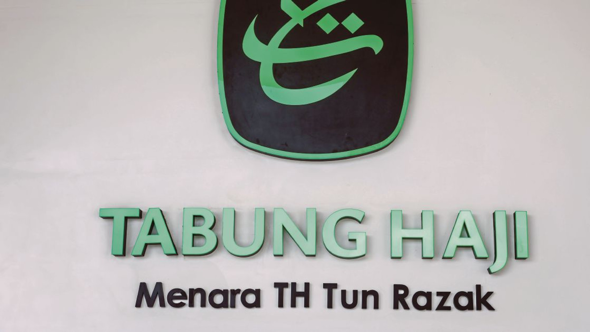 Parliamentary Sitting on Tabung Haji Inquiry Proceeds Despite Opposition Protests Over PM's Absence