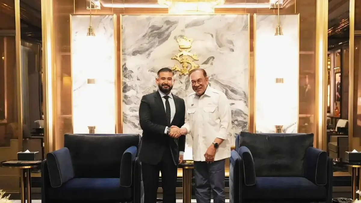 PM Anwar and Johor Regent Pledge to Strengthen State-Federal Ties