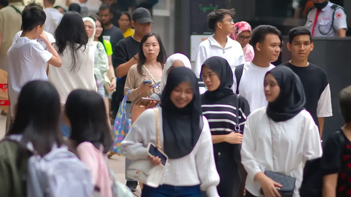 Johor Youth Demand Action on Jobs, Wages and Housing, Not Sentimental Politics