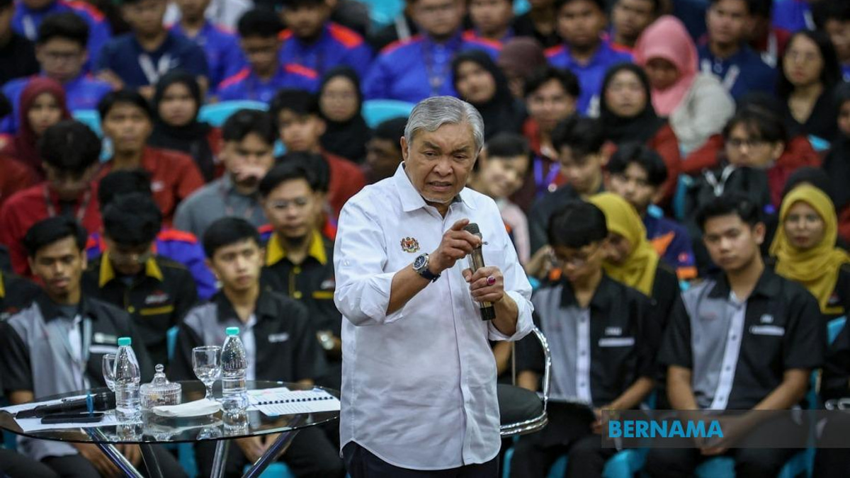 DPM Zahid Calls for Gig Workers to Upskill Through TVET Programmes