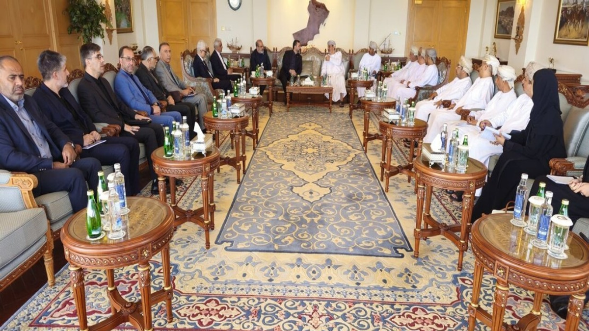Iran and Oman Establish Joint Committee to Manage Strait of Hormuz
