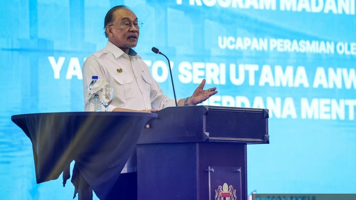 Malaysia's Halal Credentials Must Be Matched With Strong Industry Foundation, Says PM Anwar