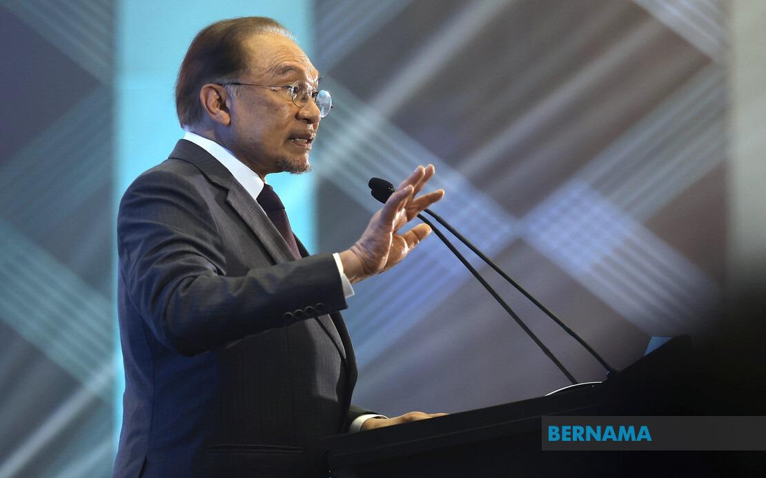 Malaysia Must Adopt Whole-of-Nation Security Strategy, PM Anwar Says