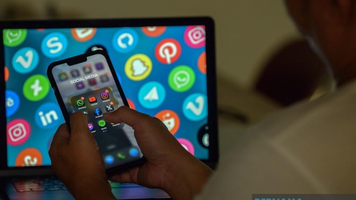 Malaysia Grapples With Online Safety Versus Free Speech in New Digital Era