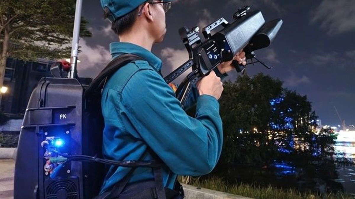 Vietnam Cracks Down on Illegal Drone Flights Amid Safety Crisis at Airports