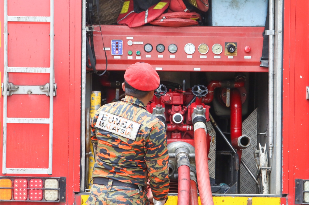 Son Arrested for Allegedly Setting Fire to Mother's House in Jitra Following Family Dispute