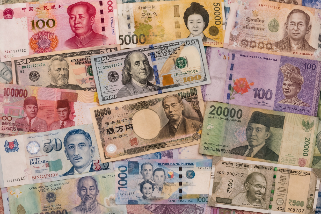 Asian Markets Rocked by Middle East Tensions as Currencies Slide and Korean Stocks Crash