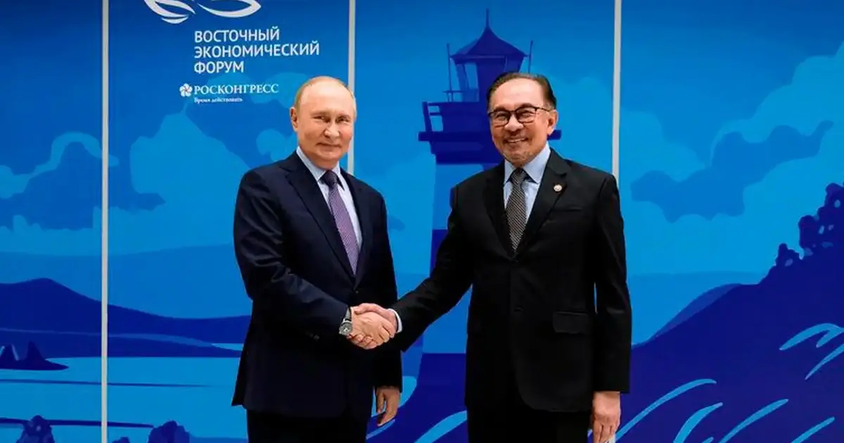 Anwar to Discuss Malaysia's Fuel Supply in Meeting with Putin