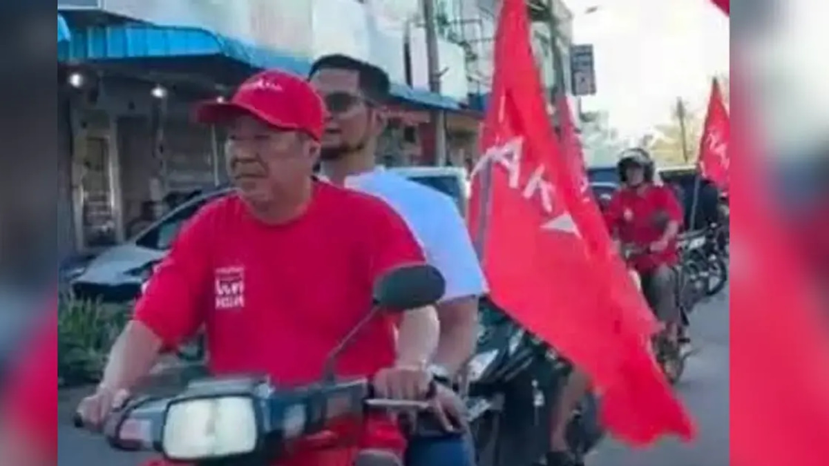 Transport Minister Loke Criticises PH and DAP Members Over Helmet Law Breaches