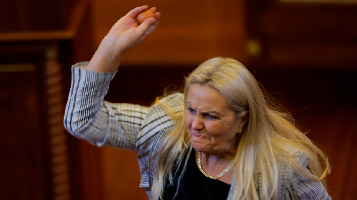 Kosovo PM Kurti Pelted With Eggs as Parliament Descends Into Chaos