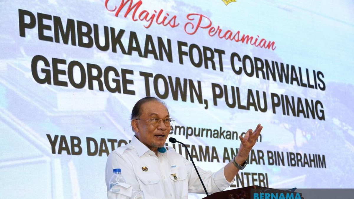 Historical Sites Must Teach National Values, Not Just Attract Tourists, Says PM Anwar