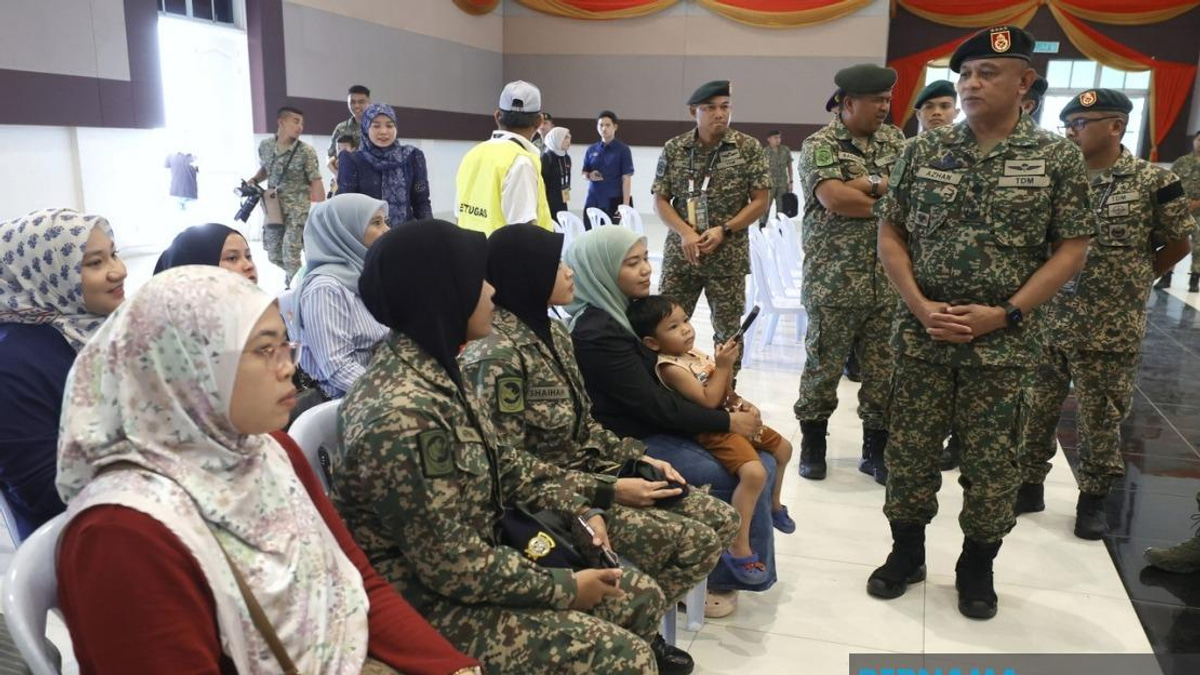 Negeri Sembilan Early Voting Runs Smoothly as Military Personnel Head to Polls