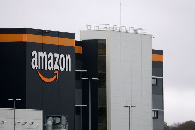 EU Moves to Regulate Amazon and Microsoft Cloud Services as Tech 'Gatekeepers'
