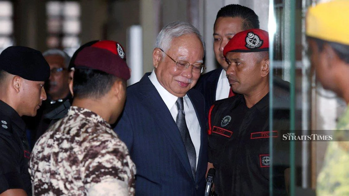 Court Finds Najib and Jho Low Orchestrated 1MDB Theft in Tandem