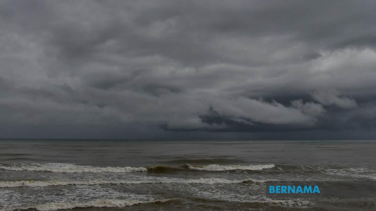 MetMalaysia Issues Alert for Thunderstorms and Heavy Rain Across Peninsula and East Malaysia