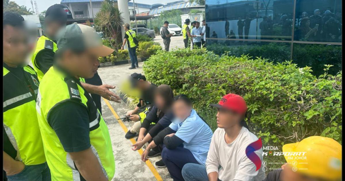 HR Officer and 80 Foreign Workers Held in Johor Immigration Sweep Targeting Illegal Employment