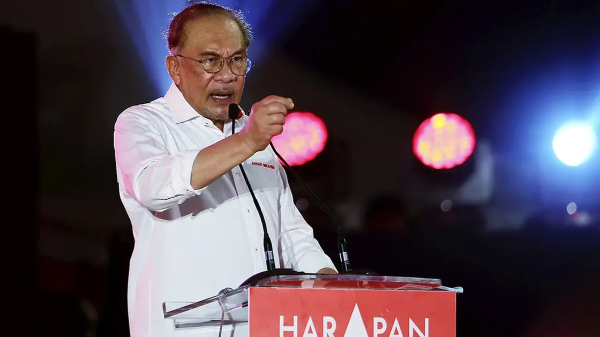 Anwar Urges Political Restraint Over Royal Institution in Negeri Sembilan Election Campaign