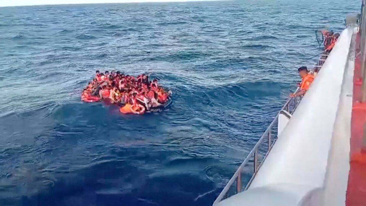 One dead, 211 rescued as Indonesian ferry blazes near Bali