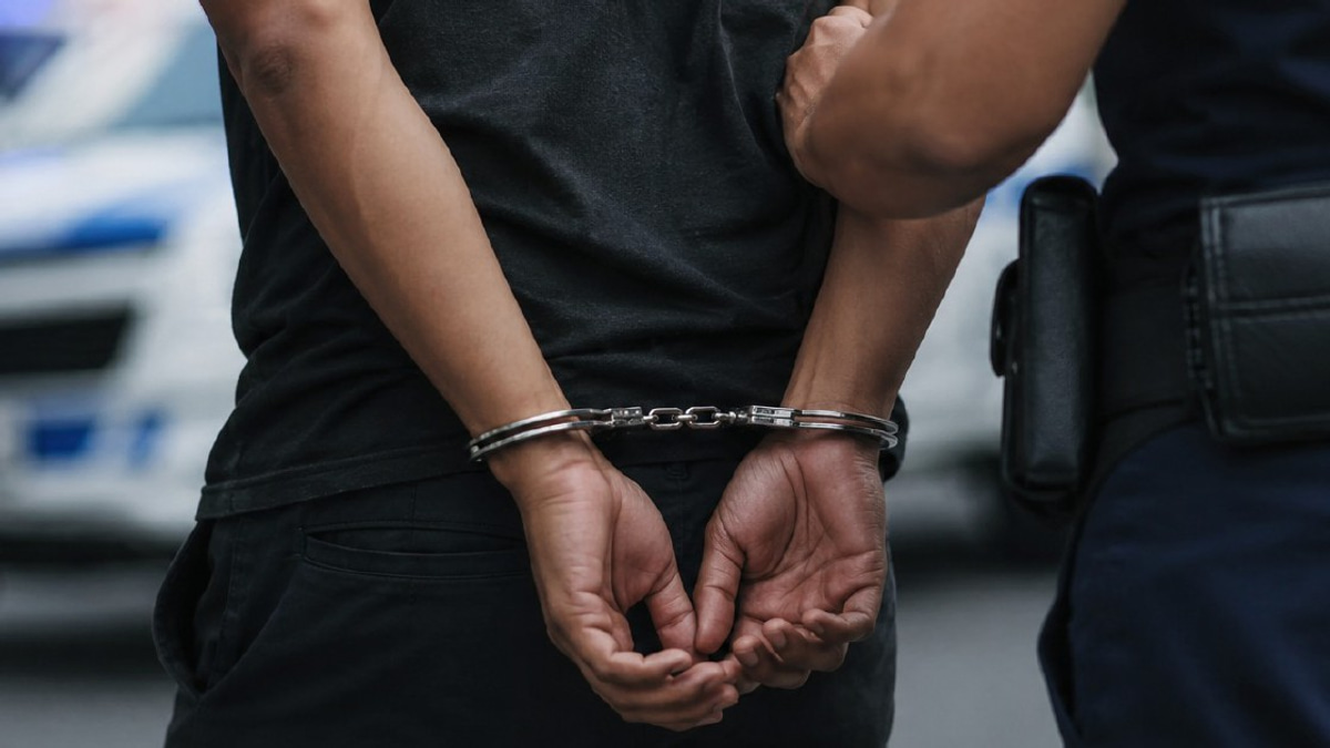 Twelve Police Officers Held Over Alleged RM2 Million Extortion of Chinese National