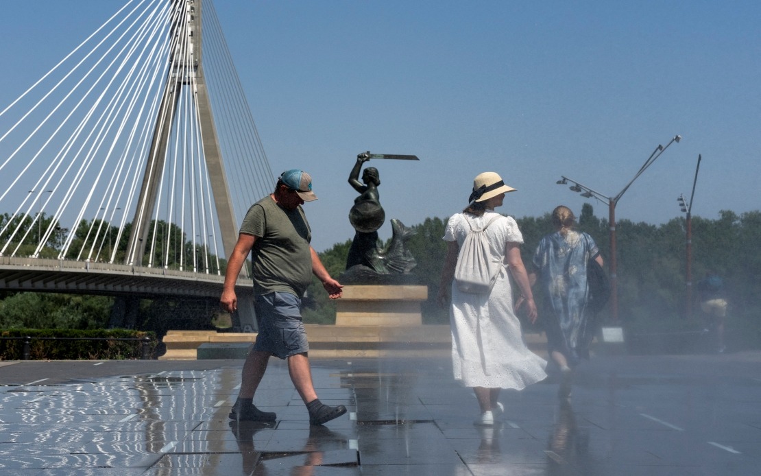 Poland Swelters Under Extreme Heat, Shatters 105-Year Temperature Record