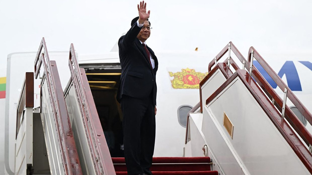 Myanmar's Min Aung Hlaing travels to Moscow for talks with Putin
