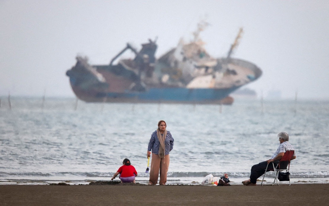 US Targets Iran-Linked Financial Network Over Strait of Hormuz Shipping Attacks