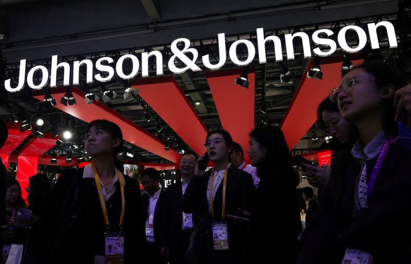 Johnson & Johnson Wins FDA Approval for Ottava Robotic Surgery System