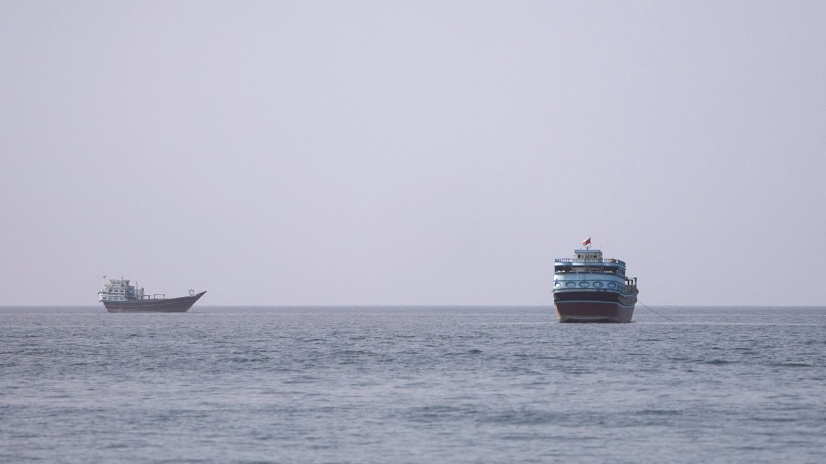 Malaysia's Economic Resilience Tested by Oil Price Volatility Despite Strong LNG Output