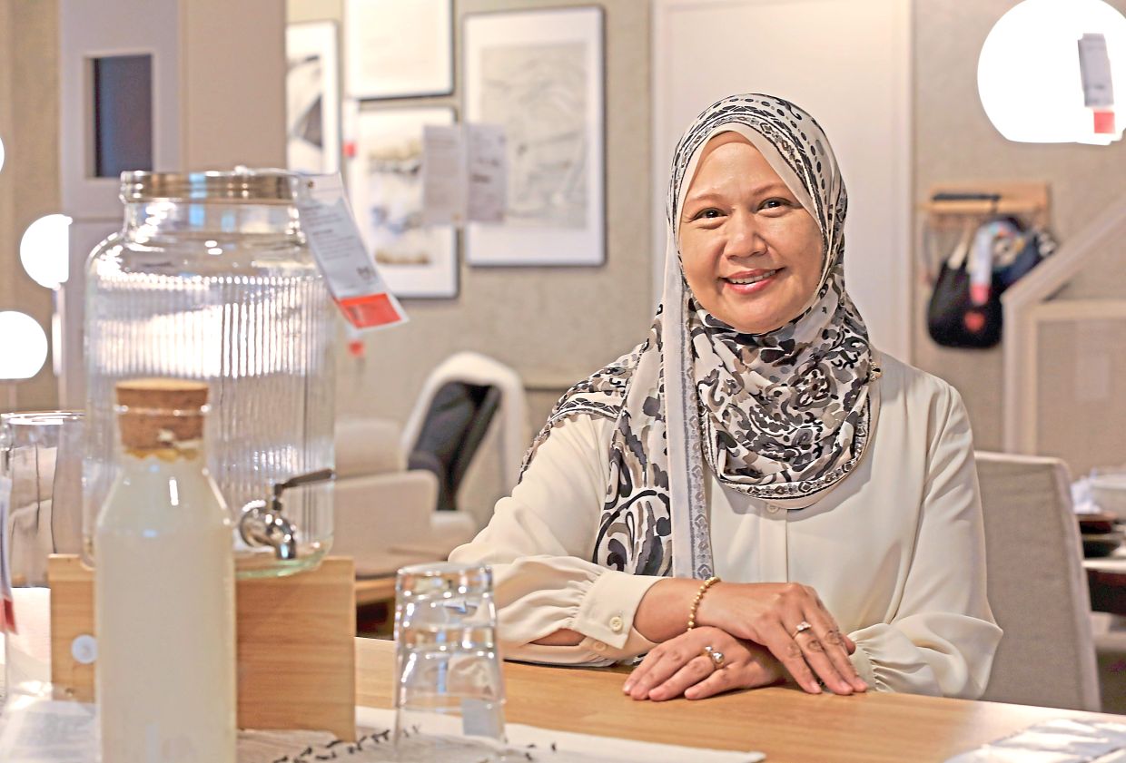 Building Careers, Not Chasing Jobs: What Keeps Malaysian Workers Committed