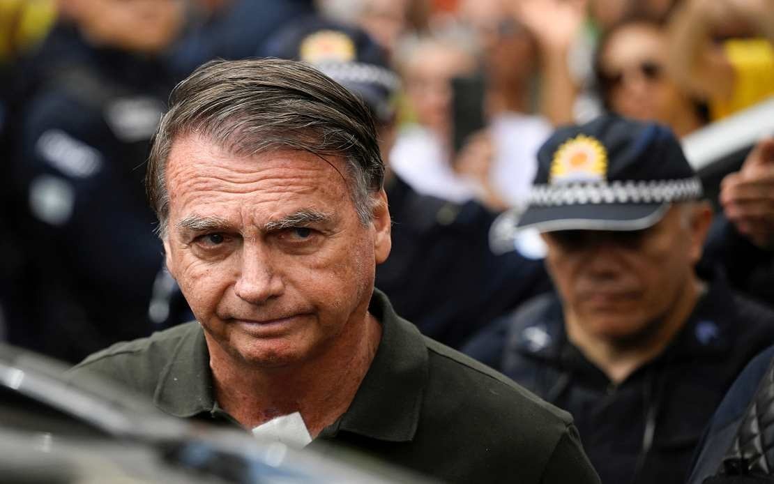 Brazil's Top Judge Blocks Milei from Visiting Detained Bolsonaro