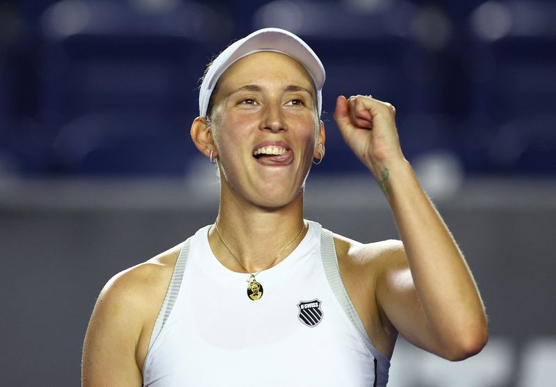 Mertens stages comeback to reach Monterrey final, will face Parry