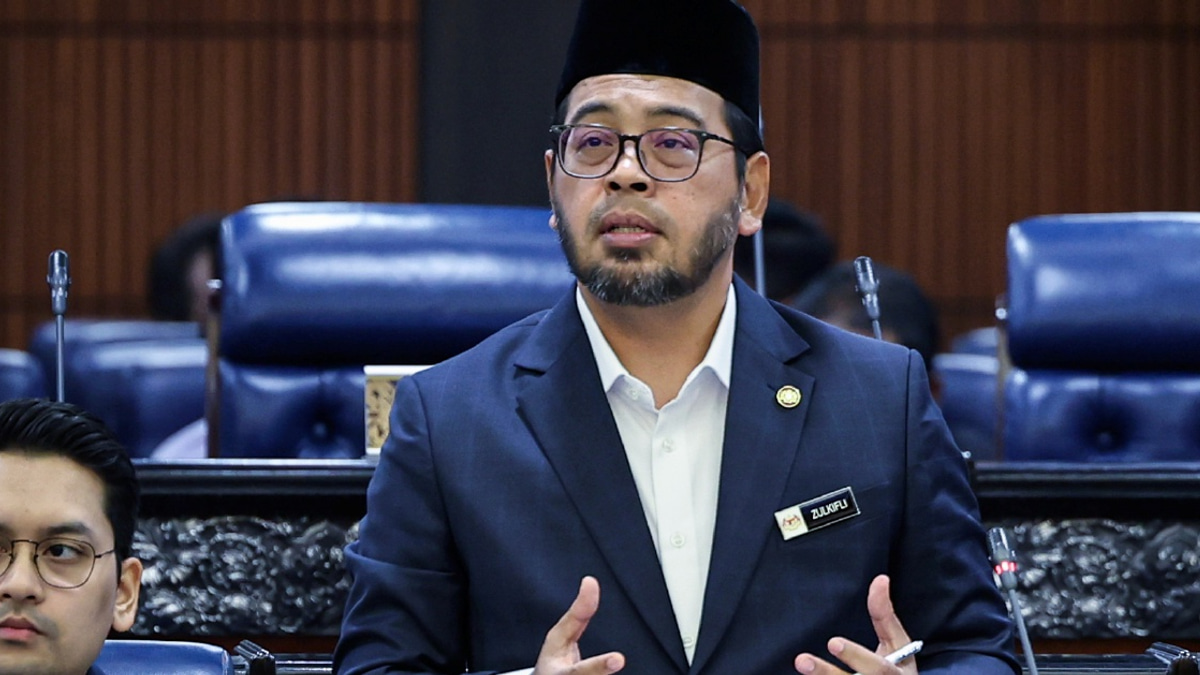 Calls for Transparency as Ismail Sabri Faces Questions Over Delayed TH Inquiry Report